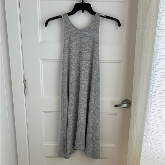 Wilfred Dresses & Skirts - Wilfred Gray Halter Maxi Sundress